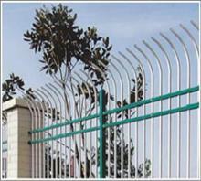 【工廠圍墻欄桿,欄桿,霆翔絲網(wǎng)(查看)】?jī)r(jià)格,廠家,圖片,金屬絲網(wǎng),安平縣霆翔絲網(wǎng)制品銷售部-中國(guó)行業(yè)信息網(wǎng)